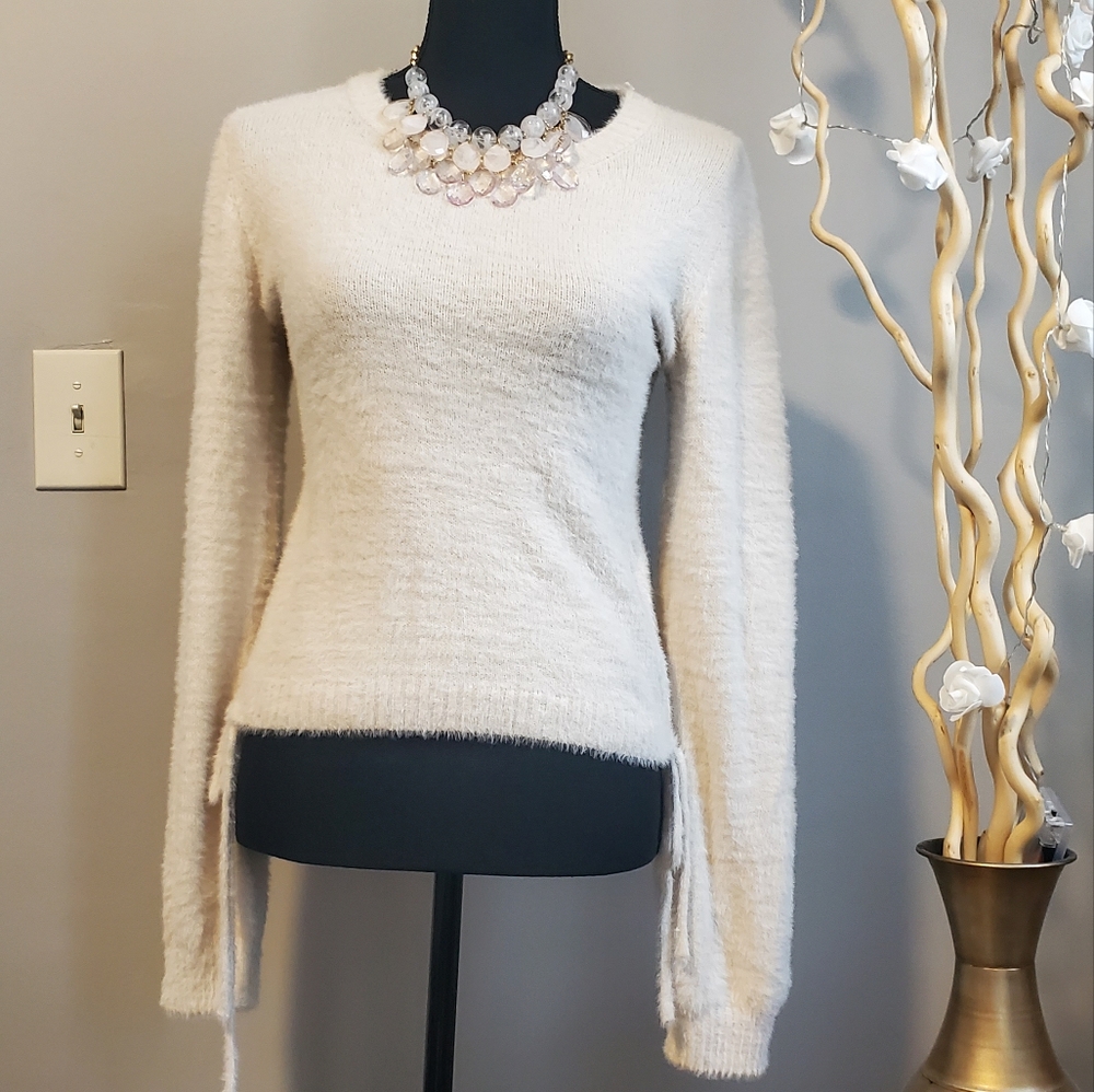 Size S Hippie Rose sweater